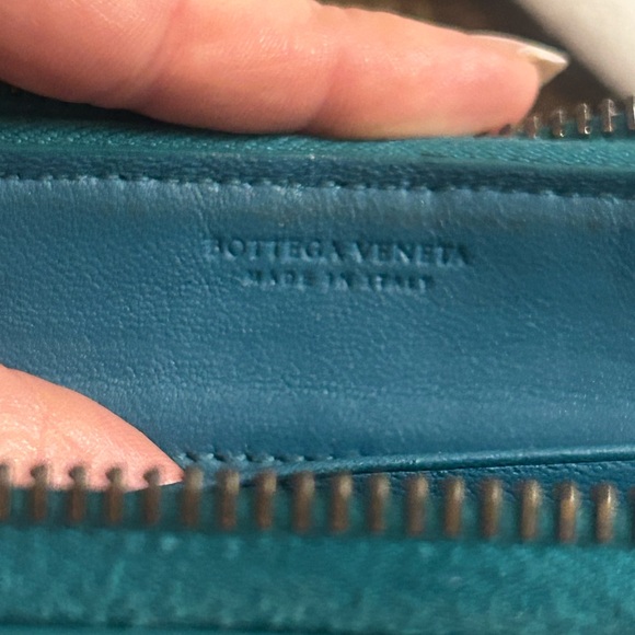 Bottega Veneta Turquoise Crossbody Bag - Picture 9 of 15